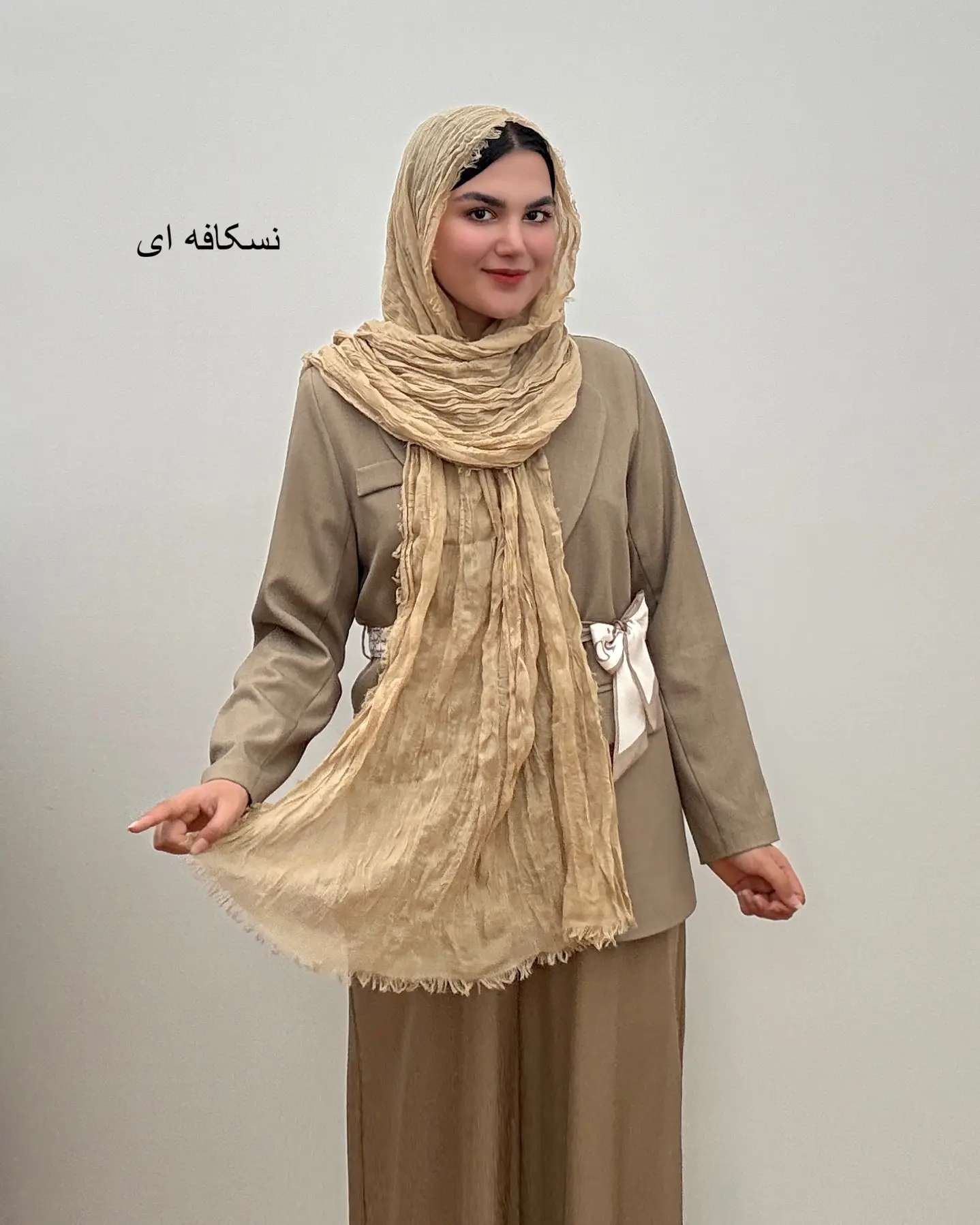 شال نخی دور ریش زارا